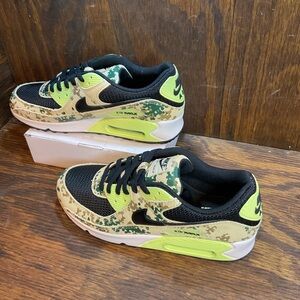 Nike Air Max 90 Premium Camo Pack - Gold Light Lemon Twist  Mens Sz  9 New